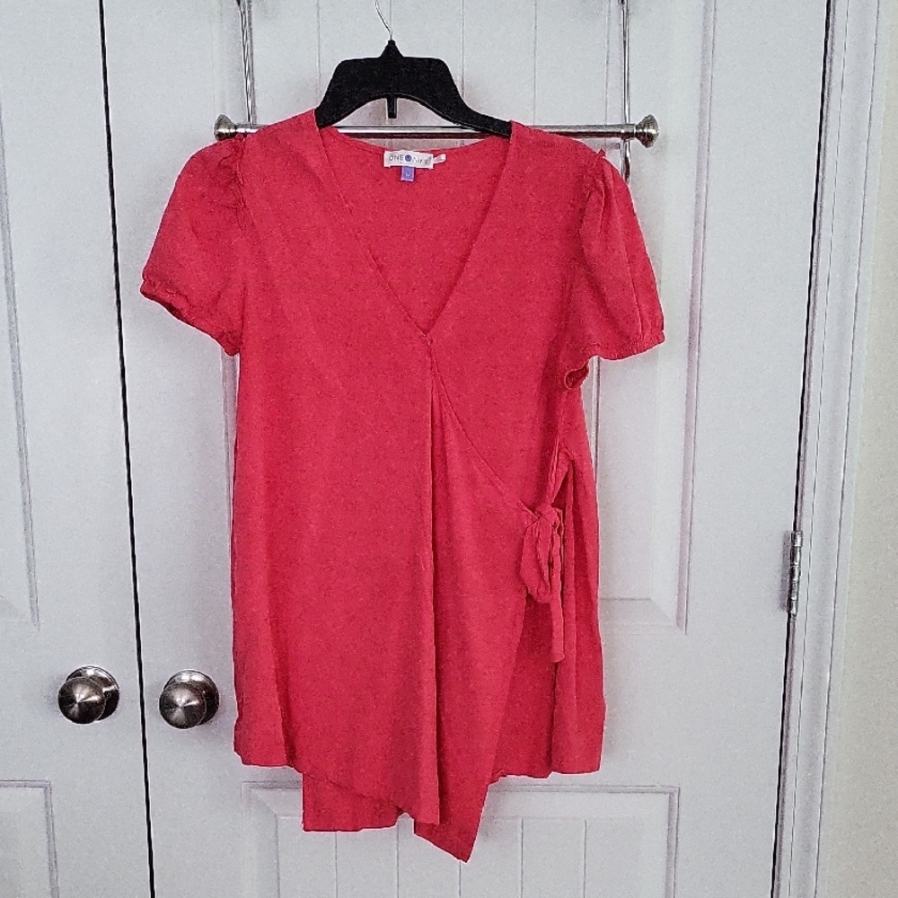 One to Nine Pink Brigth Maternity Blouse with Short Sleeves
